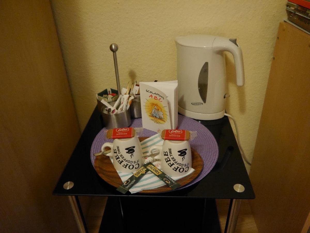 赫德维格膳食公寓酒店 韦策 外观 照片